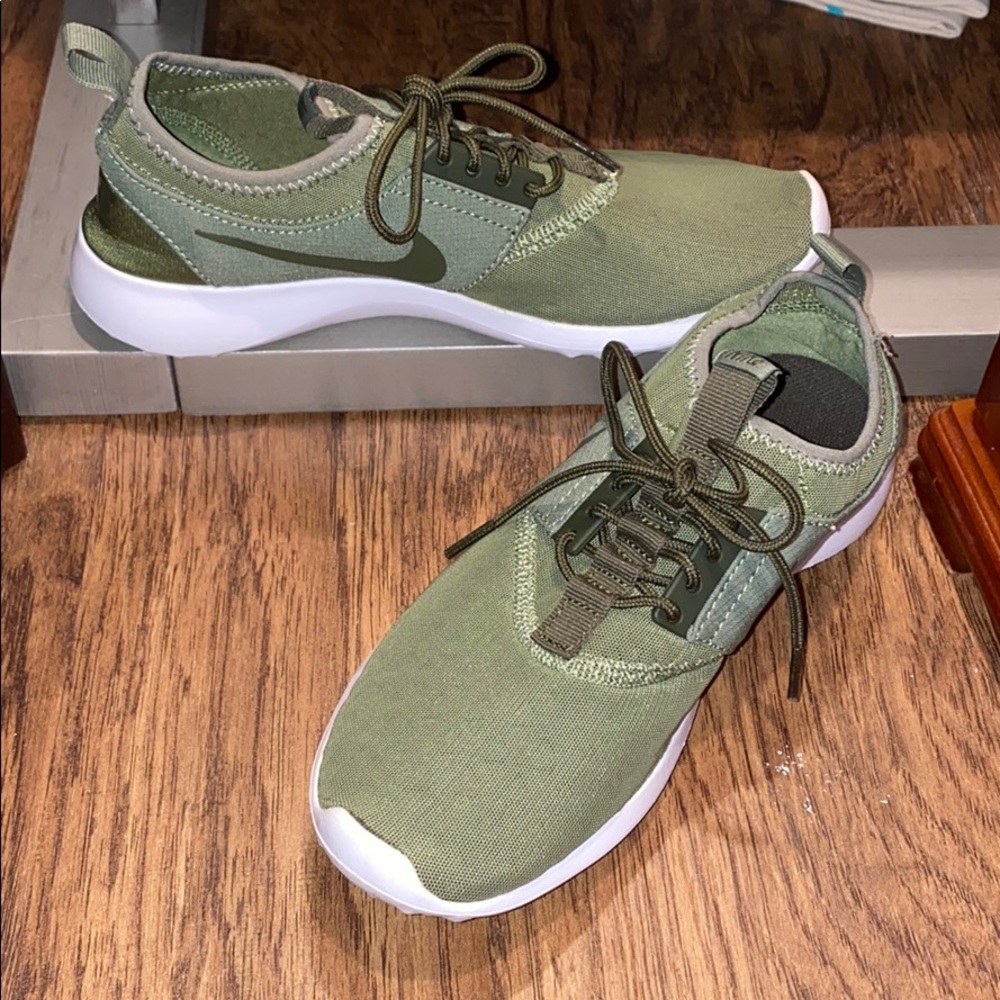 Green Nike Tennis Shoes, Never Worn